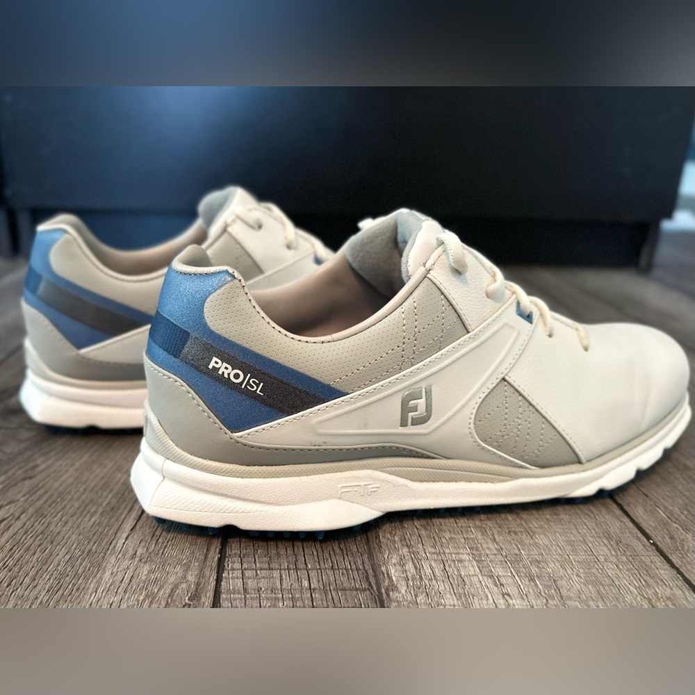 FootJoy Pro SL Men's Spikeless Golf Shoes Size 9 W Leather White Silver Blue - Picture 7 of 13